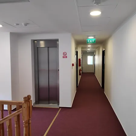 Caliman Hostel *