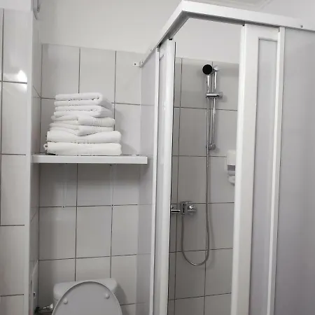 Caliman Hostel *